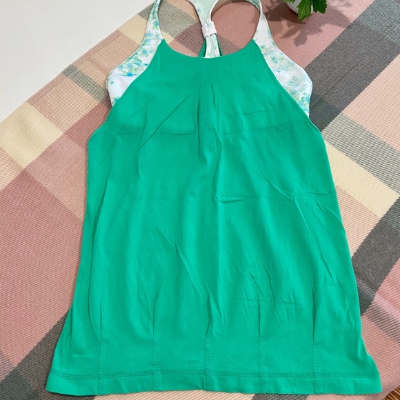 Lululemon Practice Freely Tank Frangipani Green - Picture 3 of 8